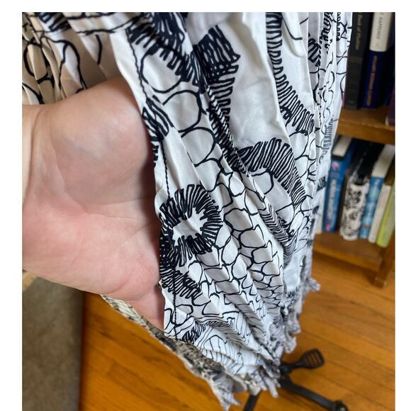 NWOT Alquema Micro Pleat Black & White Print Pinafore Dress Size Large - Picture 4 of 8